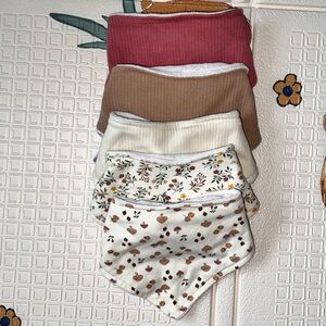 Baby Girls’ Colorful Bib Set